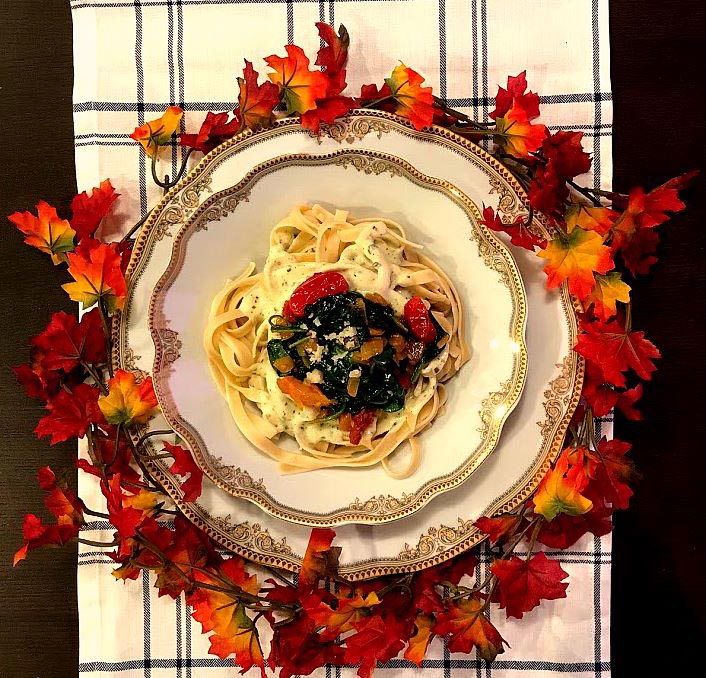 Pesto Pasta with tomatoes and spinach